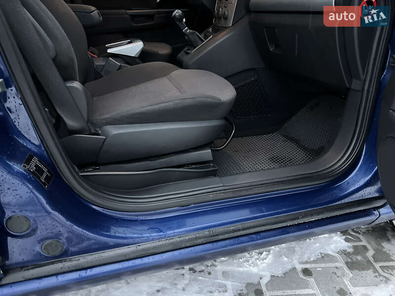 Мінівен Opel Zafira 2009 в Калуші фото 37 Мінівен Opel Zafira 2009 в Калуші