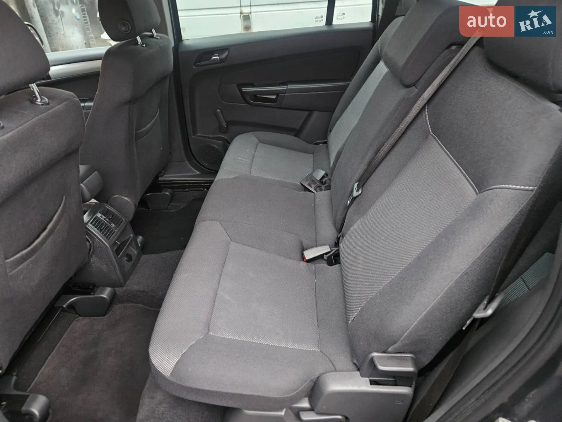 2010 Opel Zafira - мініатюра 9