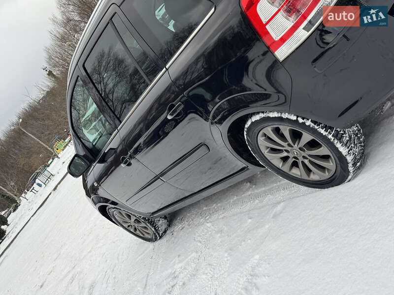 Мінівен Opel Zafira 2011 в Львові