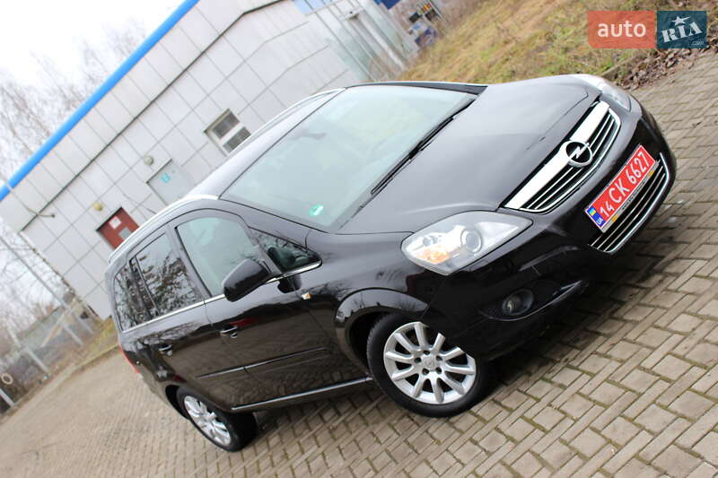 Мінівен Opel Zafira 2011 в Самборі