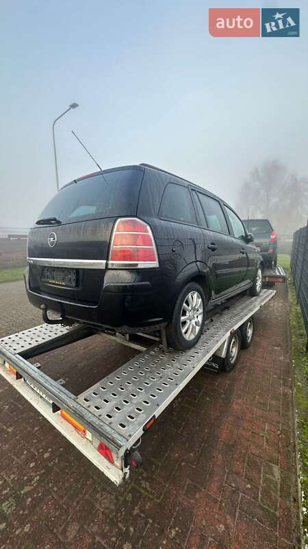 Минивэн Opel Zafira 2007 в Прилуках