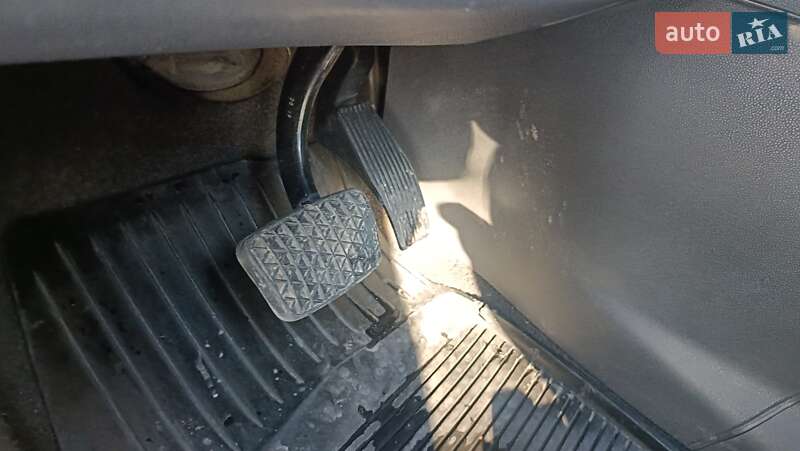 Мінівен Opel Zafira 2005 в Острозі