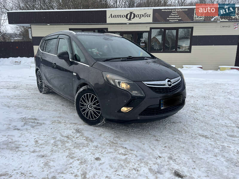 Минивэн Opel Zafira 2014 в Житомире