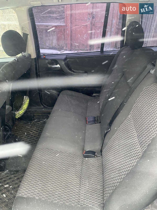 Мінівен Opel Zafira 2004 в Любомлі фото 6 Мінівен Opel Zafira 2004 в Любомлі
