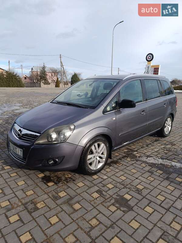 Opel Zafira 2010