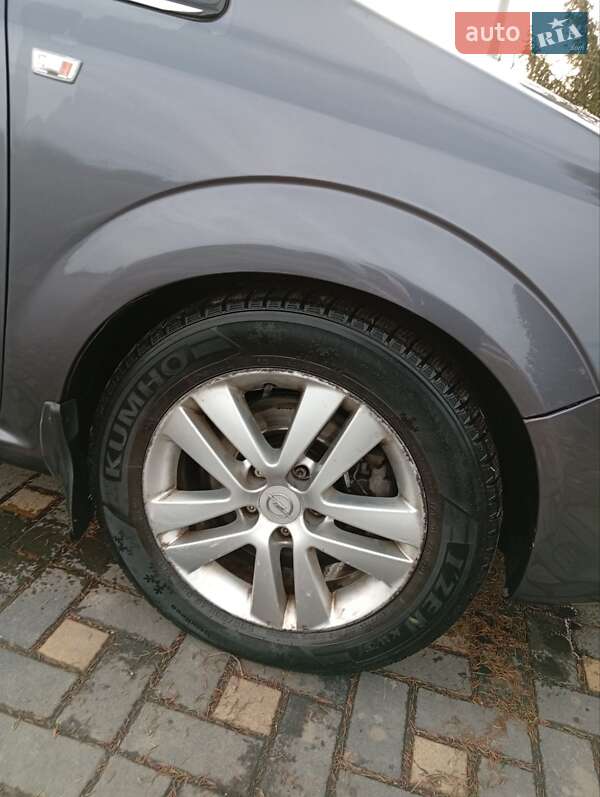 Мінівен Opel Zafira 2010 в Коломиї