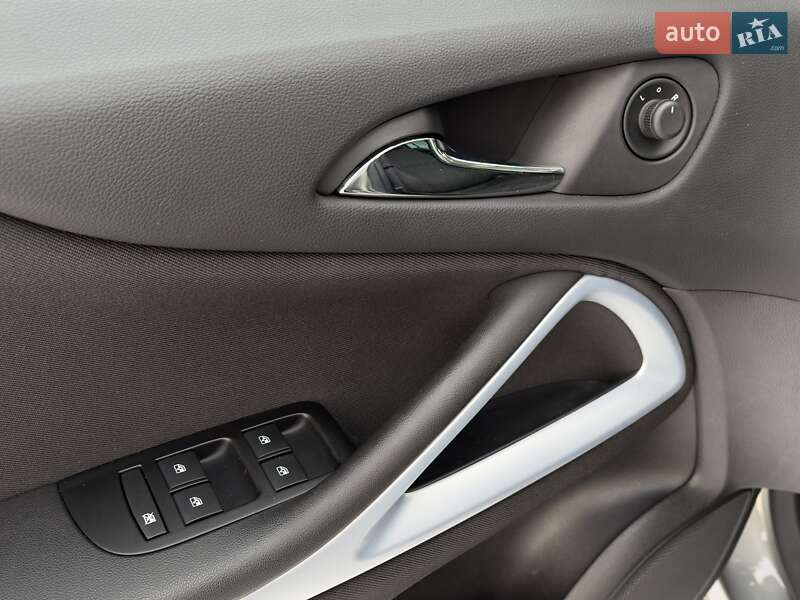 Мінівен Opel Zafira 2017 в Луцьку