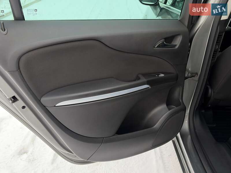 Мінівен Opel Zafira 2017 в Луцьку