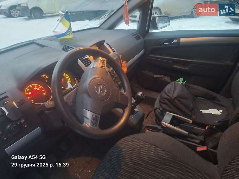 Мінівен Opel Zafira 2006 в Львові