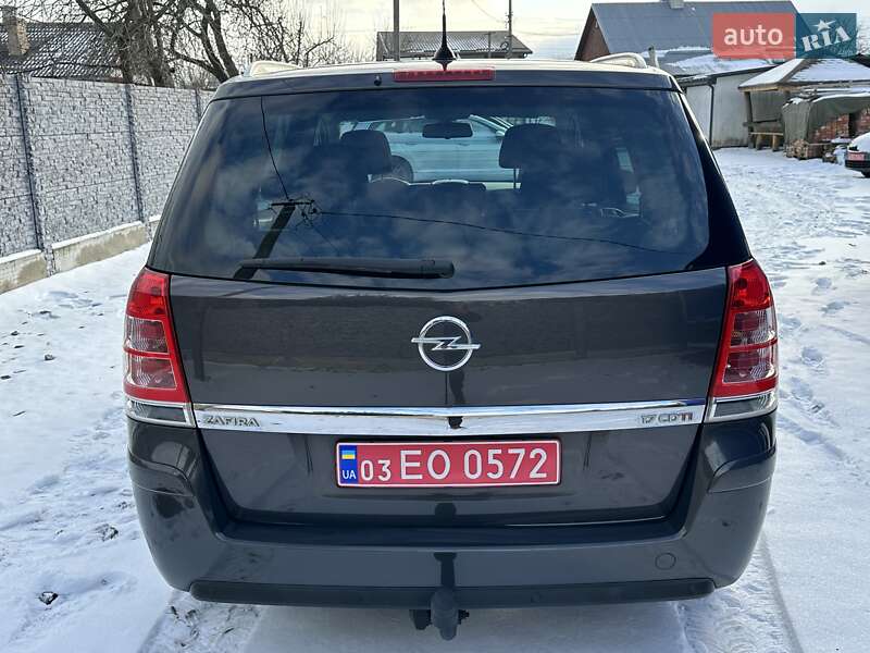 Мінівен Opel Zafira 2014 в Рівному