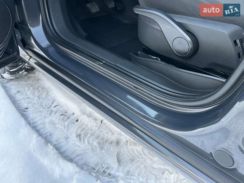 Мінівен Opel Zafira 2014 в Рівному