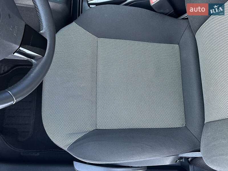 Мінівен Opel Zafira 2014 в Рівному