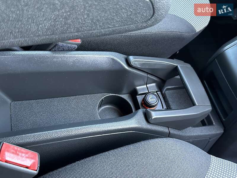 Мінівен Opel Zafira 2014 в Рівному