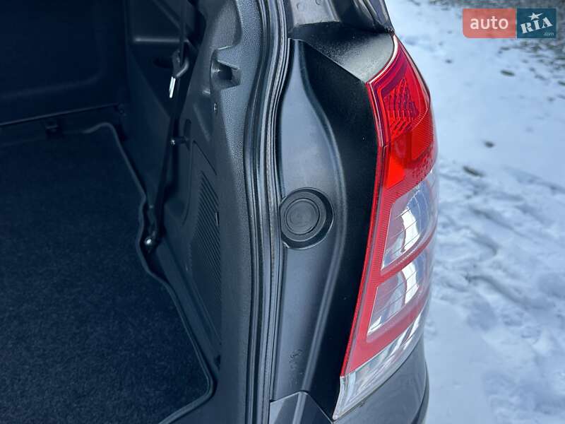 Мінівен Opel Zafira 2014 в Рівному