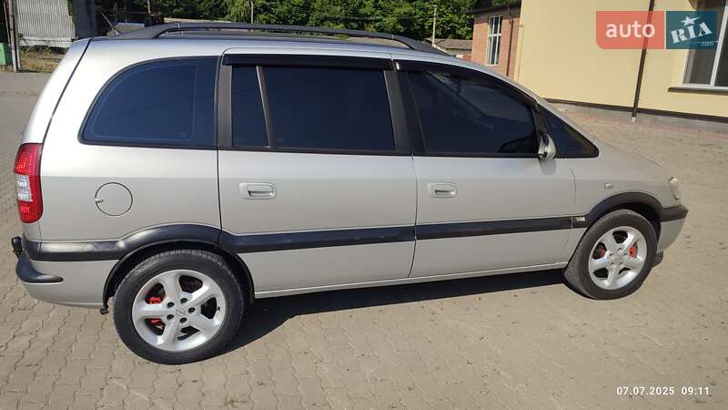 Мінівен Opel Zafira 2004 в Тернополі
