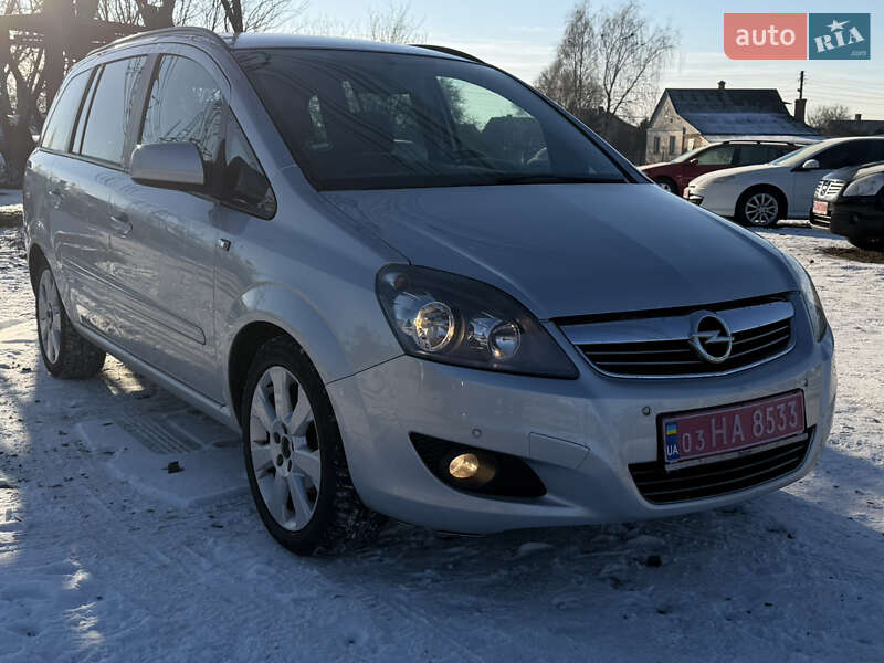 Минивэн Opel Zafira 2014 в Луцке фото 6 Минивэн Opel Zafira 2014 в Луцке
