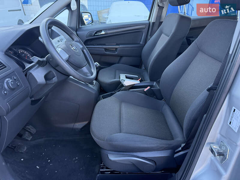 Мінівен Opel Zafira 2011 в Рівному фото 25 Мінівен Opel Zafira 2011 в Рівному