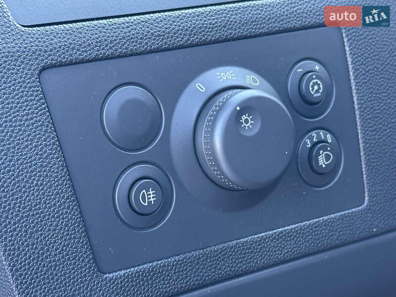 Мінівен Opel Zafira 2011 в Рівному фото 45 Мінівен Opel Zafira 2011 в Рівному