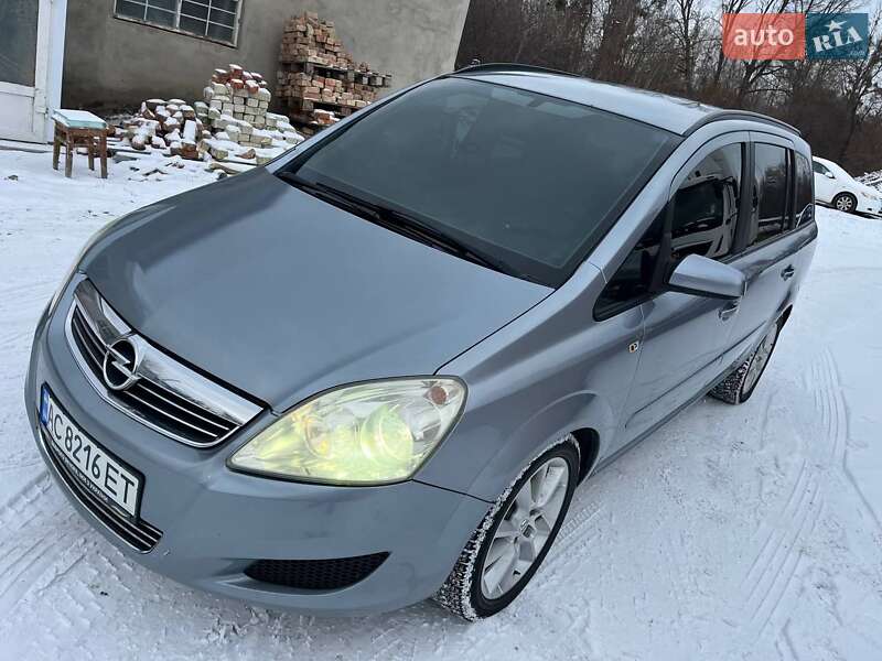 Минивэн Opel Zafira 2008 в Луцке фото 4 Минивэн Opel Zafira 2008 в Луцке