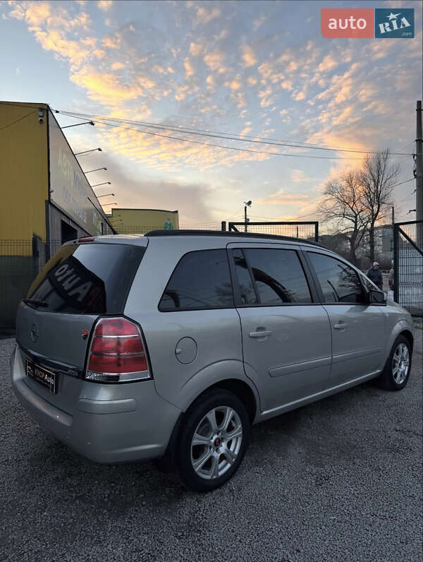 Мінівен Opel Zafira 2003 в Кропивницькому фото 3 Мінівен Opel Zafira 2003 в Кропивницькому