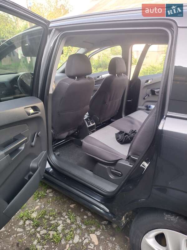 Мінівен Opel Zafira 2013 в Хмельницькому