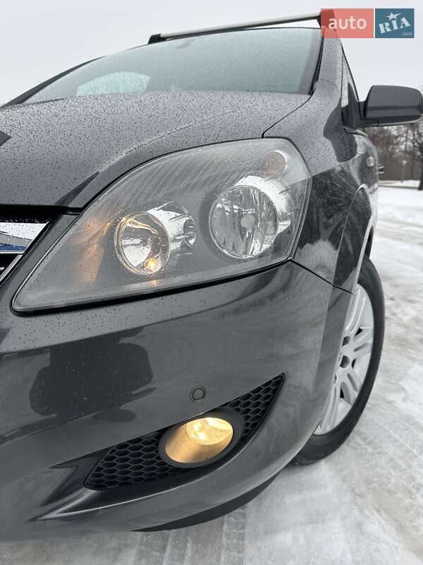 Минивэн Opel Zafira 2012 в Харькове фото 10 Минивэн Opel Zafira 2012 в Харькове
