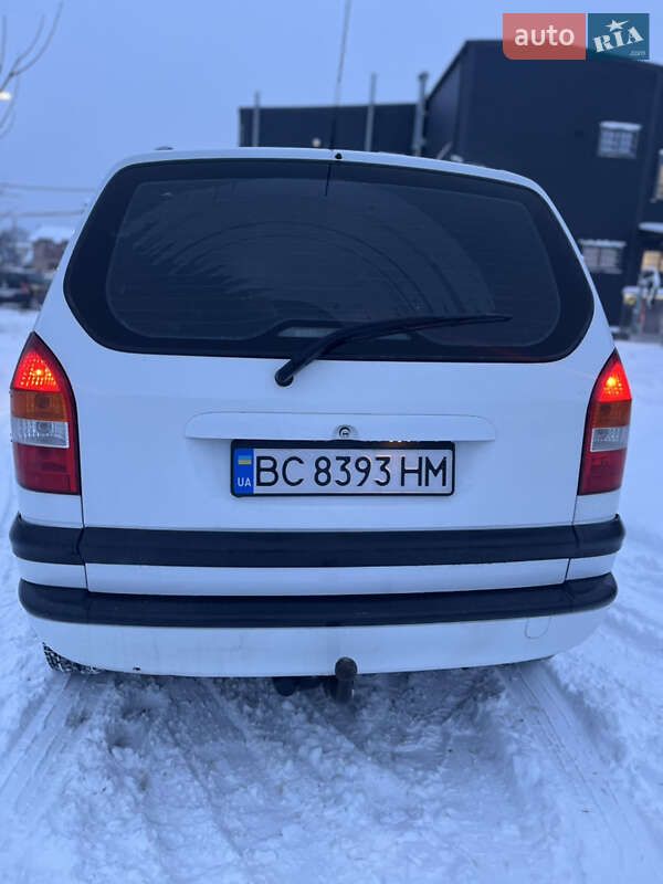 Минивэн Opel Zafira 2001 в Стрые