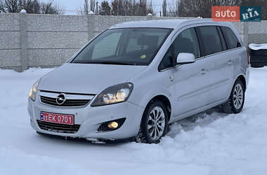 Минивэн Opel Zafira 2010 в Луцке