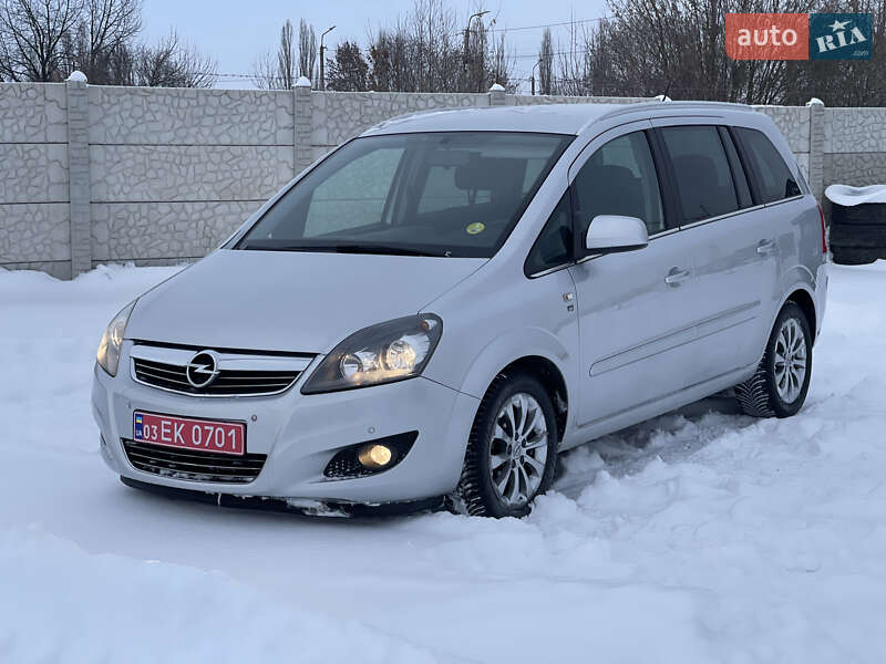 Opel Zafira 2010