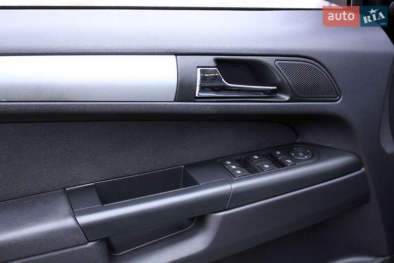 Минивэн Opel Zafira 2012 в Виннице