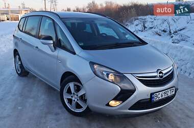 Микровэн Opel Zafira 2015 в Львове