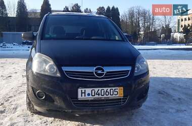 Мінівен Opel Zafira 2010 в Коломиї