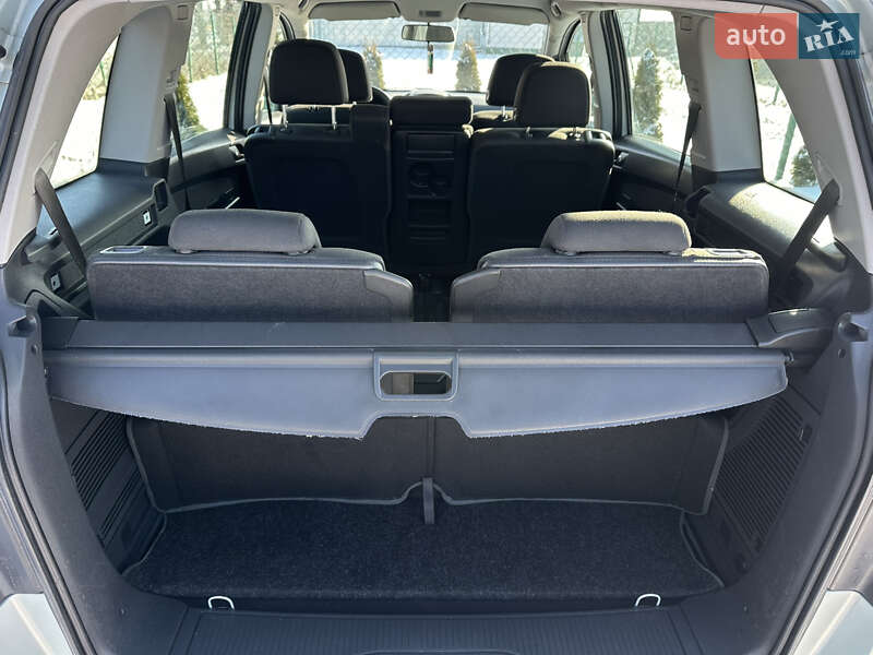 Минивэн Opel Zafira 2009 в Виннице