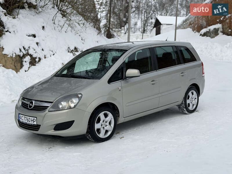 Opel Zafira 2010