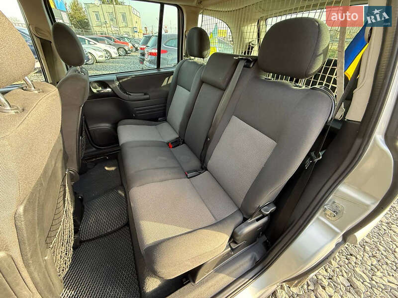 Минивэн Opel Zafira 2004 в Стрые фото 36 Минивэн Opel Zafira 2004 в Стрые