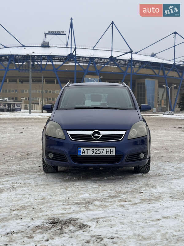 Минивэн Opel Zafira 2006 в Харькове фото 3 Минивэн Opel Zafira 2006 в Харькове