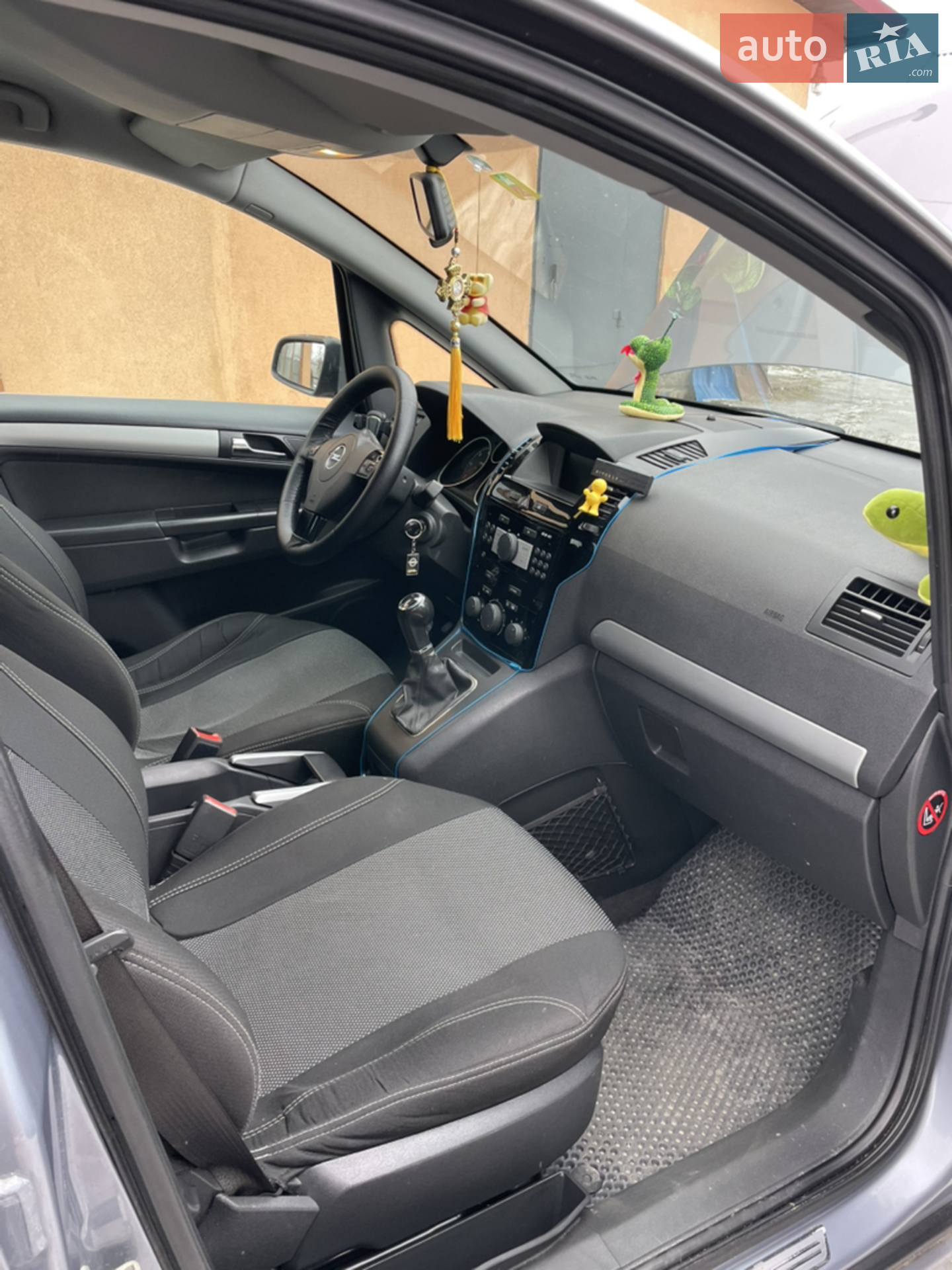 2010 Opel Zafira - мініатюра 10
