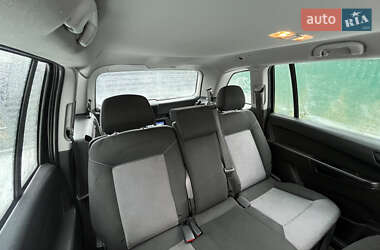 Мінівен Opel Zafira 2010 в Чернівцях