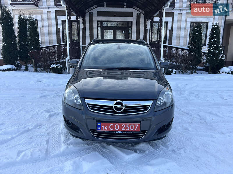 Минивэн Opel Zafira 2009 в Виннице