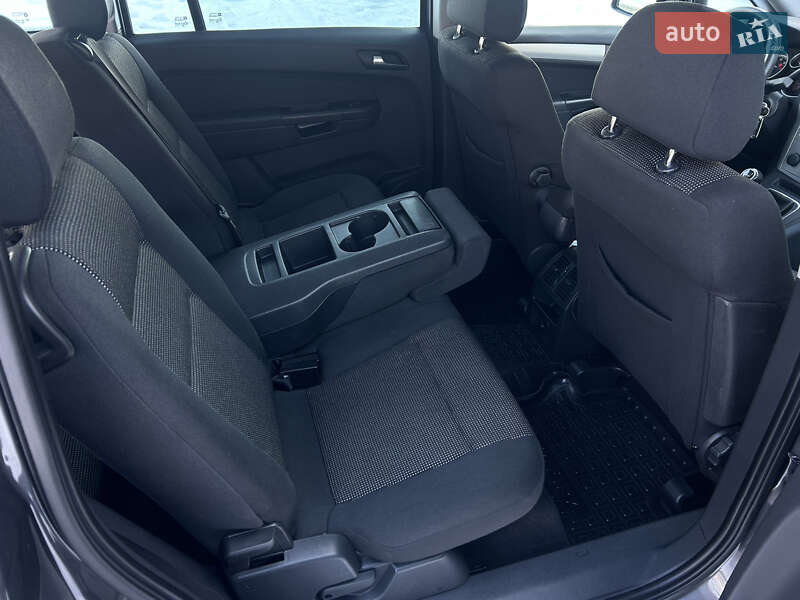 Минивэн Opel Zafira 2009 в Виннице