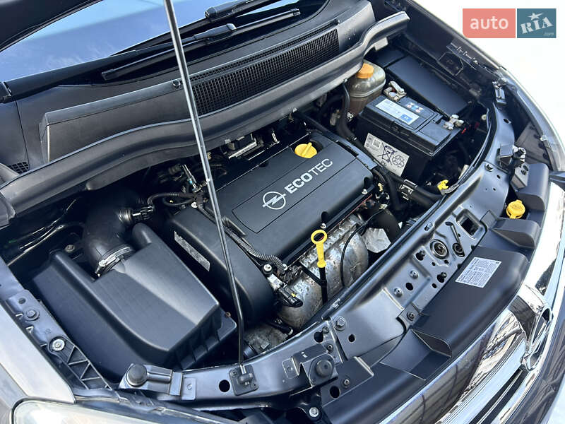 Минивэн Opel Zafira 2009 в Виннице