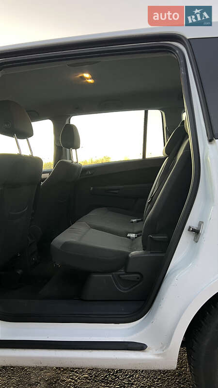 Минивэн Opel Zafira 2008 в Львове