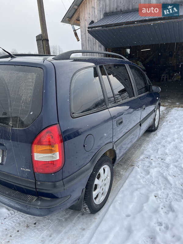 Мінівен Opel Zafira 2002 в Вашківцях