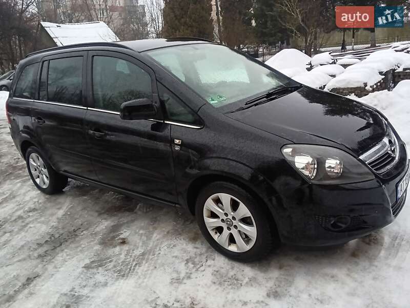 Opel Zafira 2010