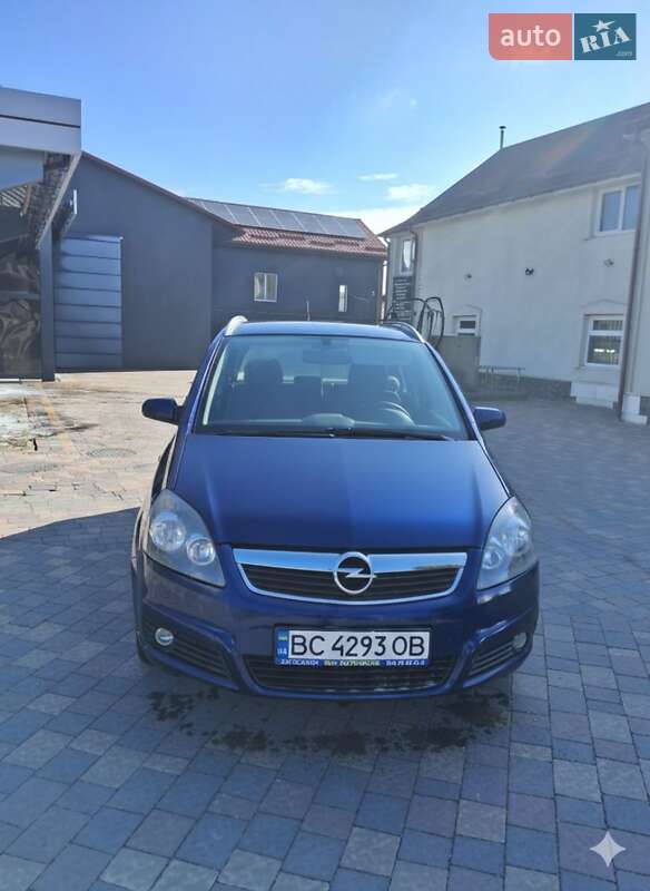 Минивэн Opel Zafira 2006 в Николаеве