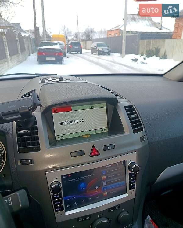 Минивэн Opel Zafira 2007 в Харькове