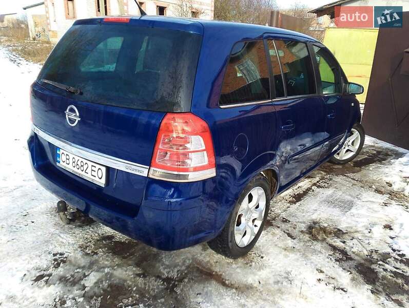 Минивэн Opel Zafira 2008 в Нежине