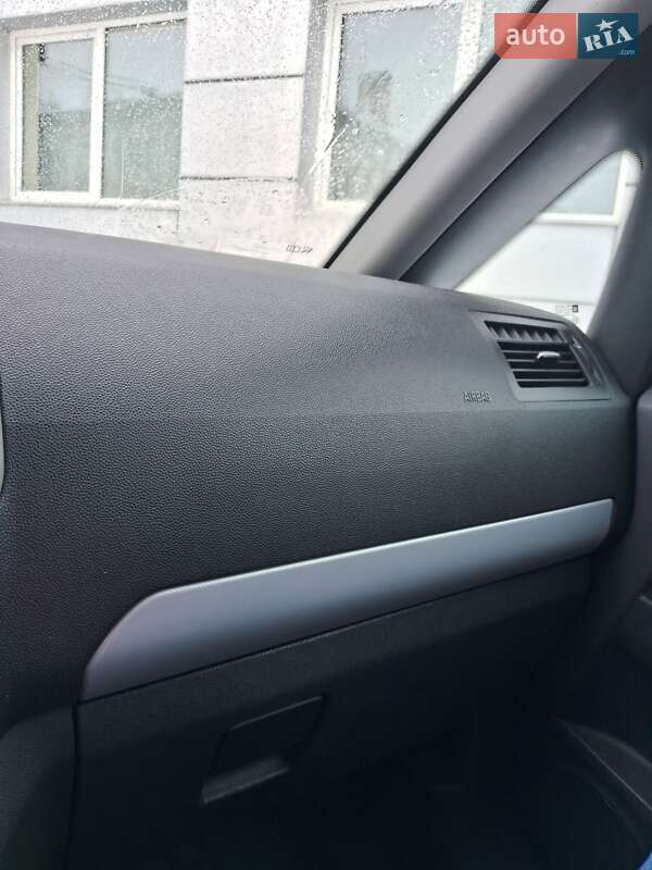 Минивэн Opel Zafira 2006 в Николаеве