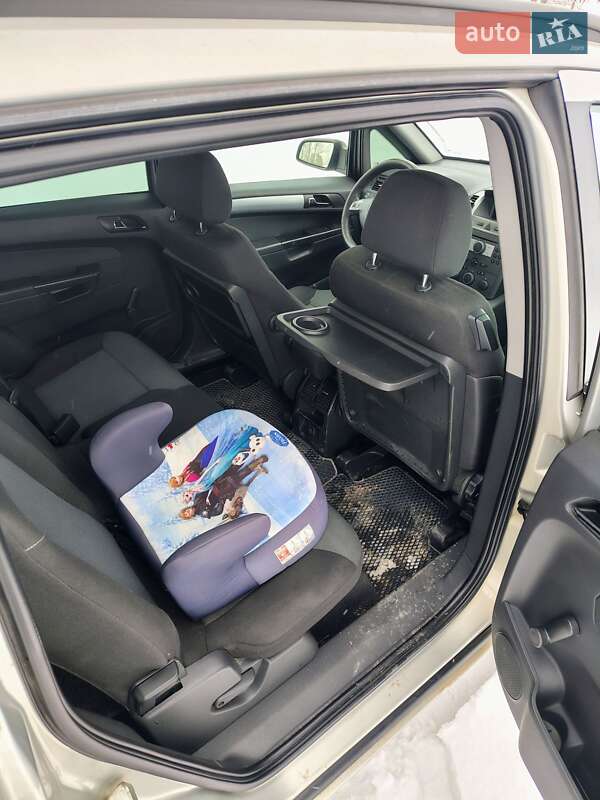 Минивэн Opel Zafira 2005 в Нежине фото 9 Минивэн Opel Zafira 2005 в Нежине