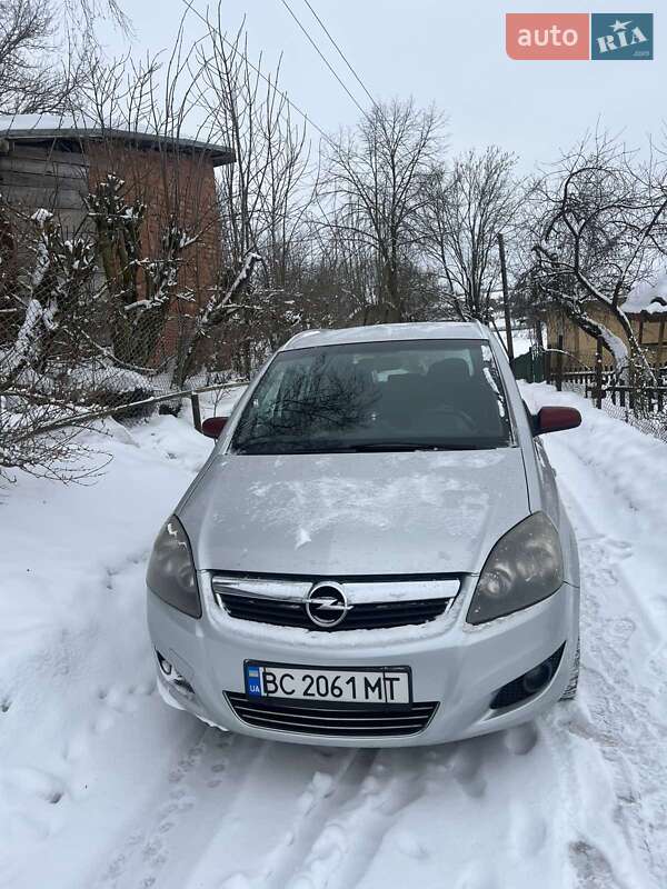 Opel Zafira 2010